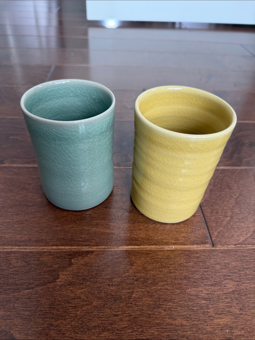 Pair of Crackle glaze  Simon Pearce Ceramic vases  in Green and Yellow